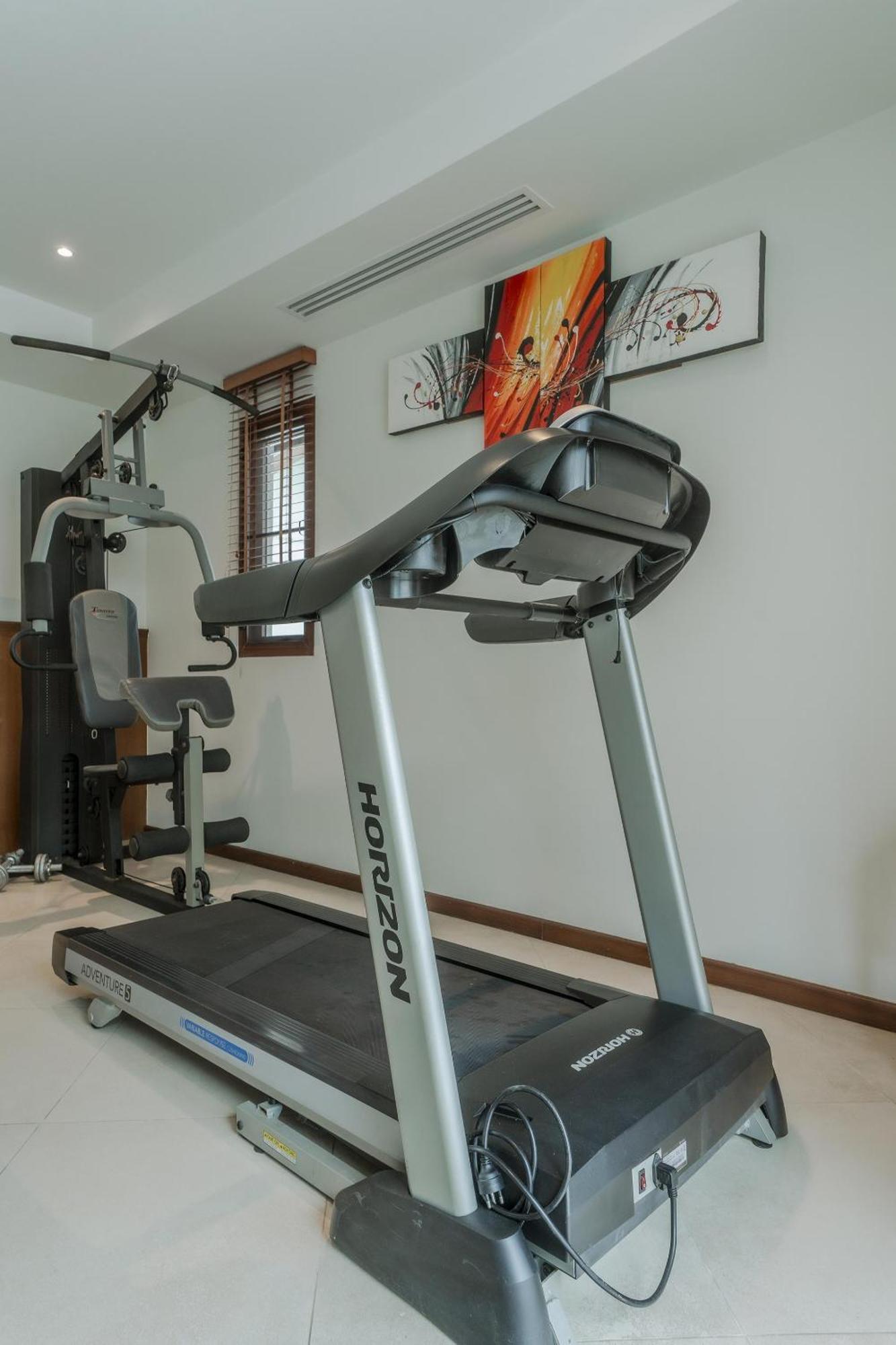 Luxury 3br Villa, Private Pool, Gym & Jacuzzi Villa *