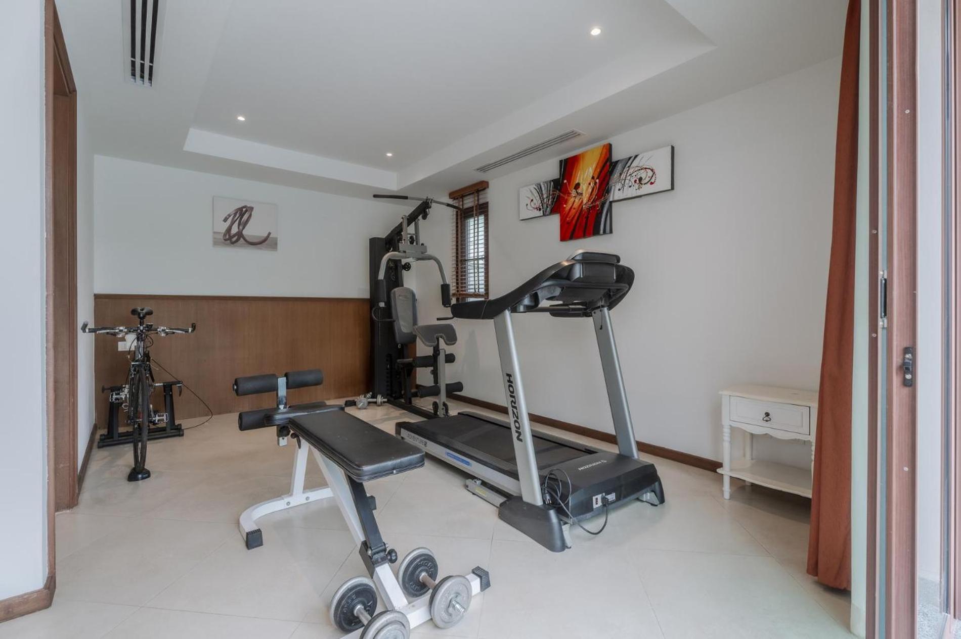 Luxury 3br Villa, Private Pool, Gym & Jacuzzi Villa Phuket