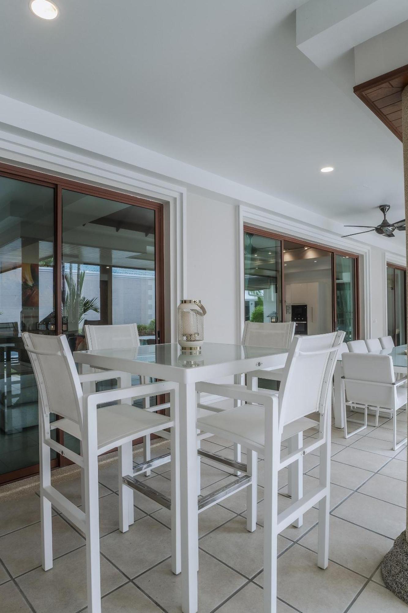 Luxury 3br Villa, Private Pool, Gym & Jacuzzi *