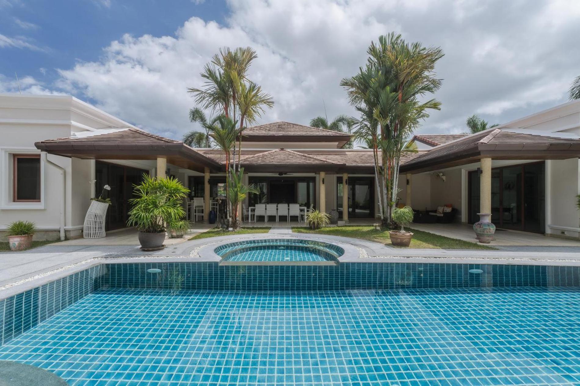 Luxury 3br Villa, Private Pool, Gym & Jacuzzi Villa