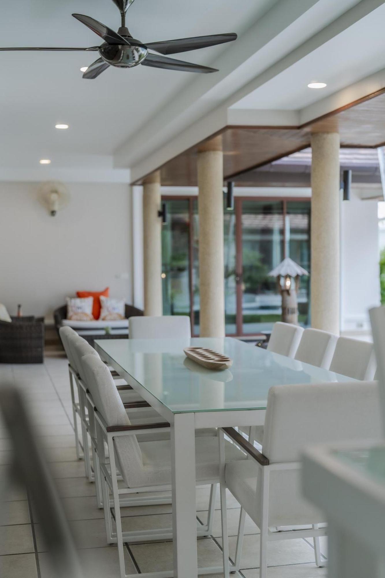 Luxury 3br Villa, Private Pool, Gym & Jacuzzi * Phuket